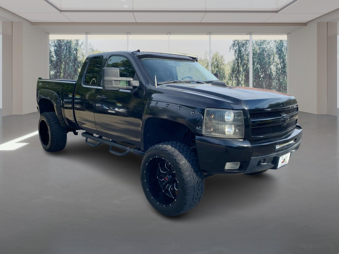 photo of 2009 CHEVROLET SILVERADO 1500 LTZ