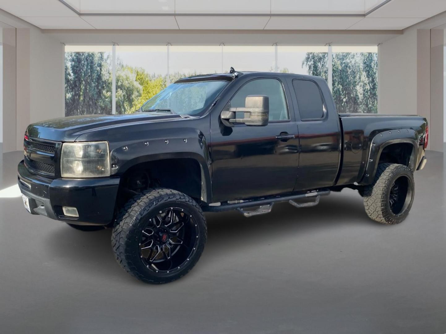 2009 BLACK CHEVROLET SILVERADO 1500 LTZ (1GCEK39089Z) with an 5.3L engine, Automatic transmission, located at 908 SE 14th Street, Des Moines, IA, 50317, (515) 281-0330, 41.580303, -93.597046- Photo#7