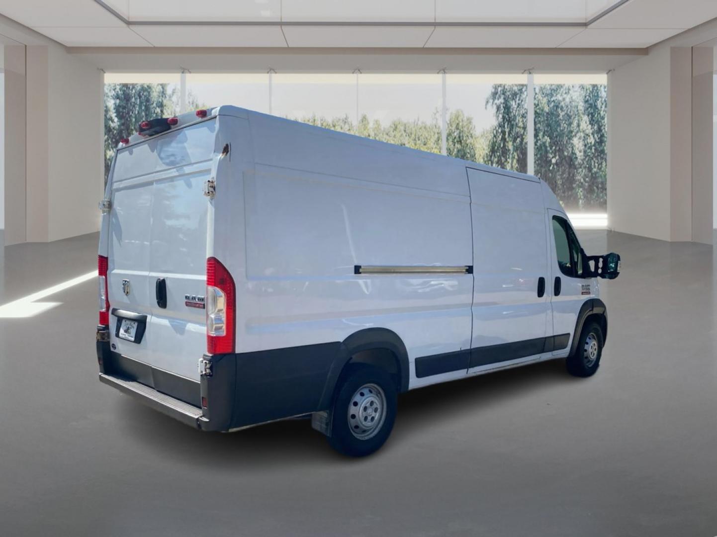 2016 WHITE RAM PROMASTER 3500 3500 HIGH (3C6URVJGXGE) with an 3.6L engine, Automatic transmission, located at 908 SE 14th Street, Des Moines, IA, 50317, (515) 281-0330, 41.580303, -93.597046- Photo#2