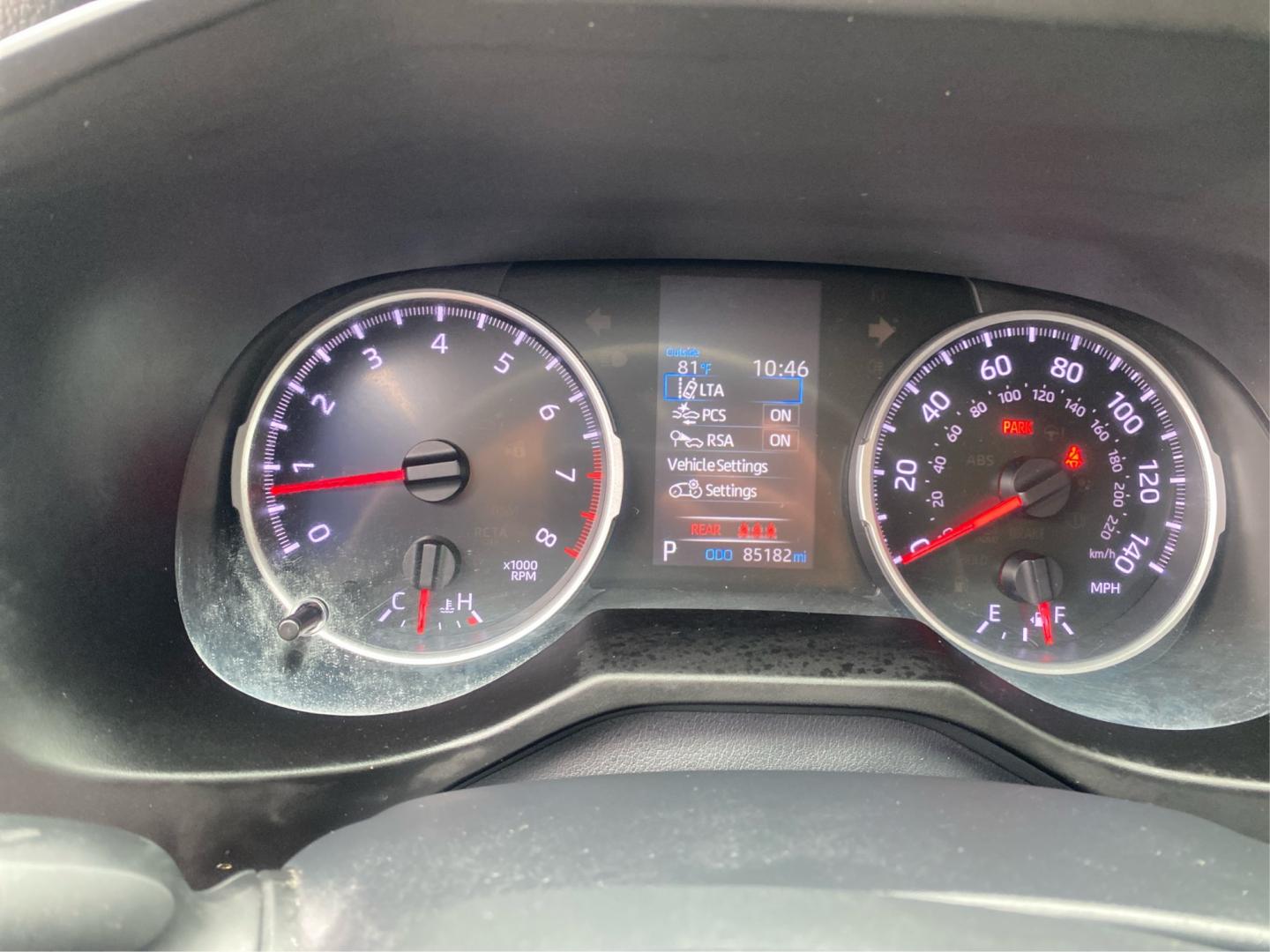 2019 WHITE TOYOTA RAV4 LE (2T3F1RFVXKW) with an 2.5L engine, Automatic transmission, located at 908 SE 14th Street, Des Moines, IA, 50317, (515) 281-0330, 41.580303, -93.597046- Photo#15