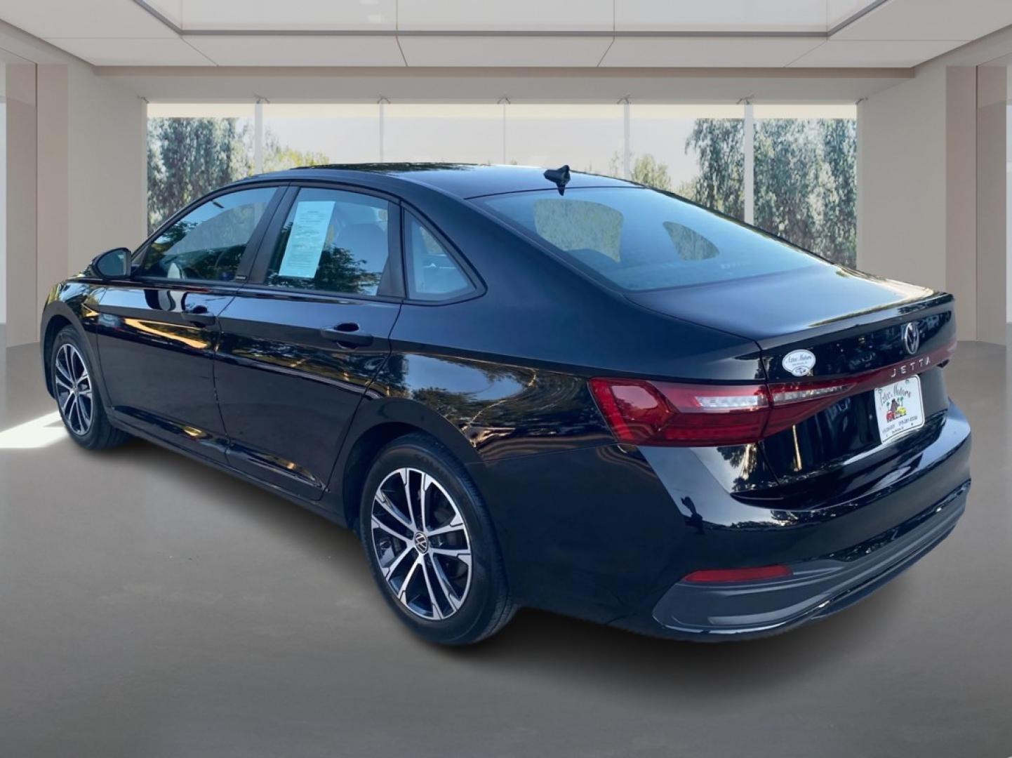 2025 BLACK VOLKSWAGEN JETTA SPORT (3VWBX7BU0SM) with an 1.5L engine, Automatic transmission, located at 908 SE 14th Street, Des Moines, IA, 50317, (515) 281-0330, 41.580303, -93.597046- Photo#4