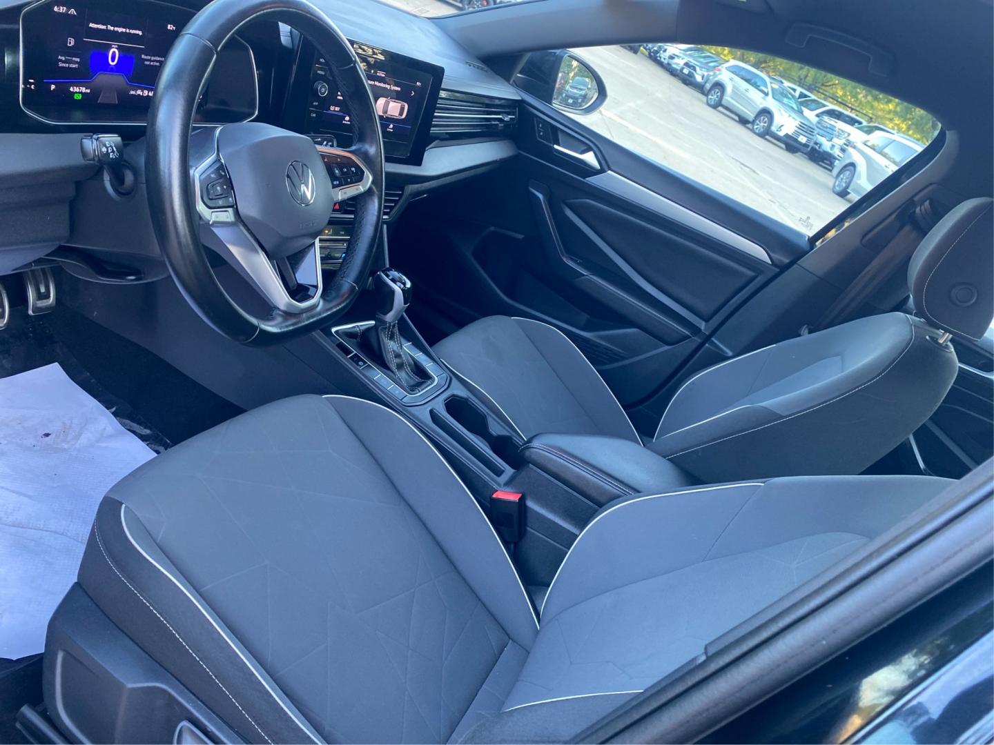 2025 BLACK VOLKSWAGEN JETTA SPORT (3VWBX7BU0SM) with an 1.5L engine, Automatic transmission, located at 908 SE 14th Street, Des Moines, IA, 50317, (515) 281-0330, 41.580303, -93.597046- Photo#8