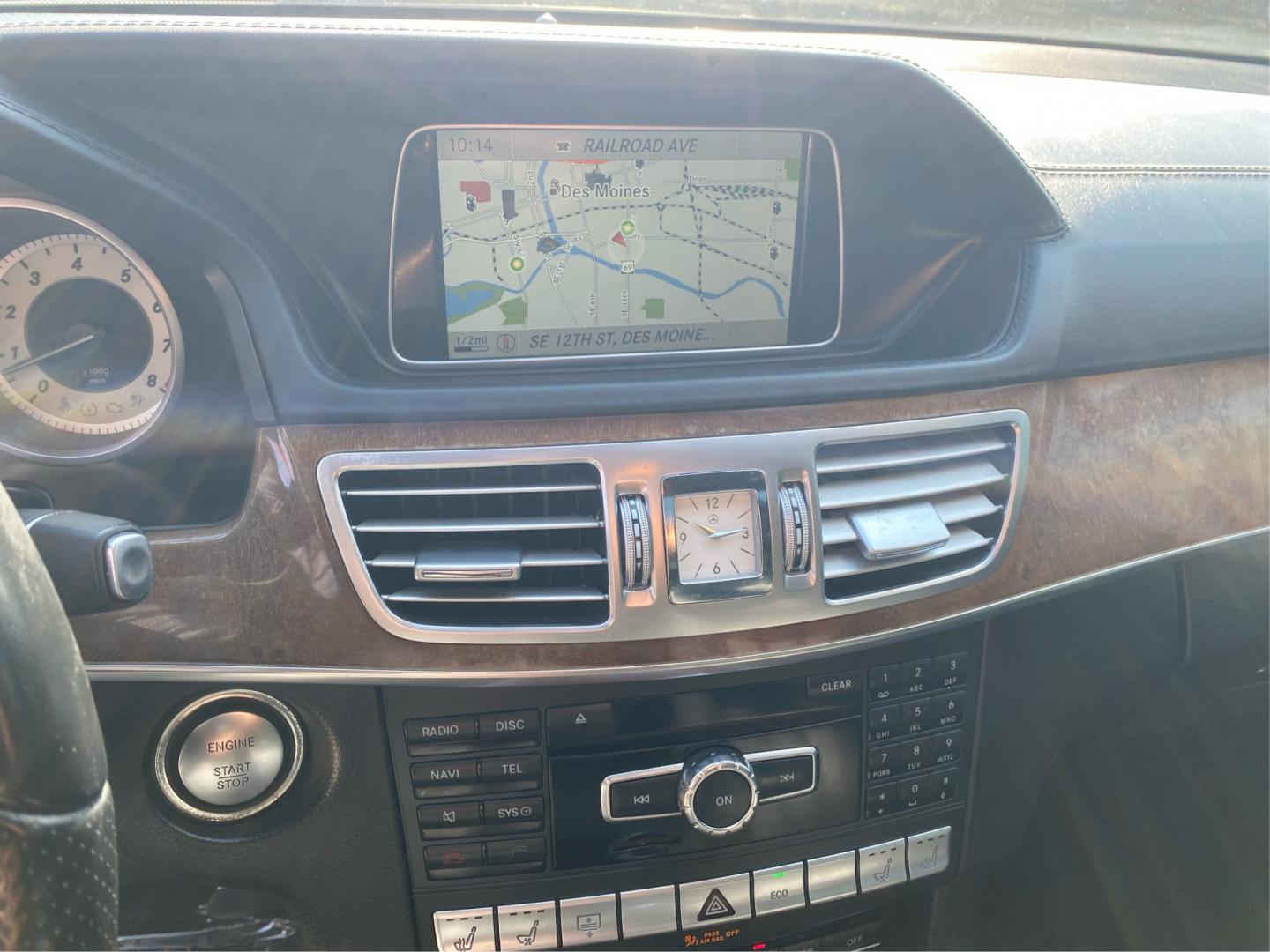 2015 WHITE MERCEDES-BENZ E-CLASS E400 4MATIC (WDDHF6HBXFB) with an 3.0L engine, Automatic transmission, located at 908 SE 14th Street, Des Moines, IA, 50317, (515) 281-0330, 41.580303, -93.597046- Photo#13
