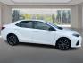 2018 WHITE TOYOTA COROLLA L (2T1BURHE8JC) with an 1.8L engine, Continuously Variable transmission, located at 908 SE 14th Street, Des Moines, IA, 50317, (515) 281-0330, 41.580303, -93.597046- Photo#1