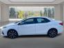 2018 WHITE TOYOTA COROLLA L (2T1BURHE8JC) with an 1.8L engine, Continuously Variable transmission, located at 908 SE 14th Street, Des Moines, IA, 50317, (515) 281-0330, 41.580303, -93.597046- Photo#5