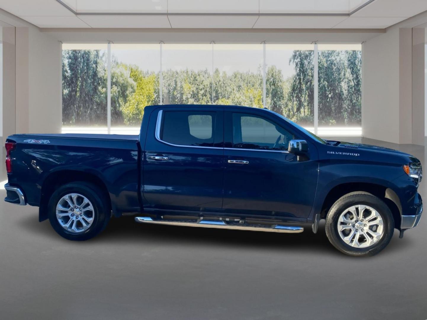 2022 BLUE CHEVROLET SILVERADO 1500 LTZ (1GCUDGET4NZ) with an 3.0L engine, Automatic transmission, located at 908 SE 14th Street, Des Moines, IA, 50317, (515) 281-0330, 41.580303, -93.597046- Photo#1