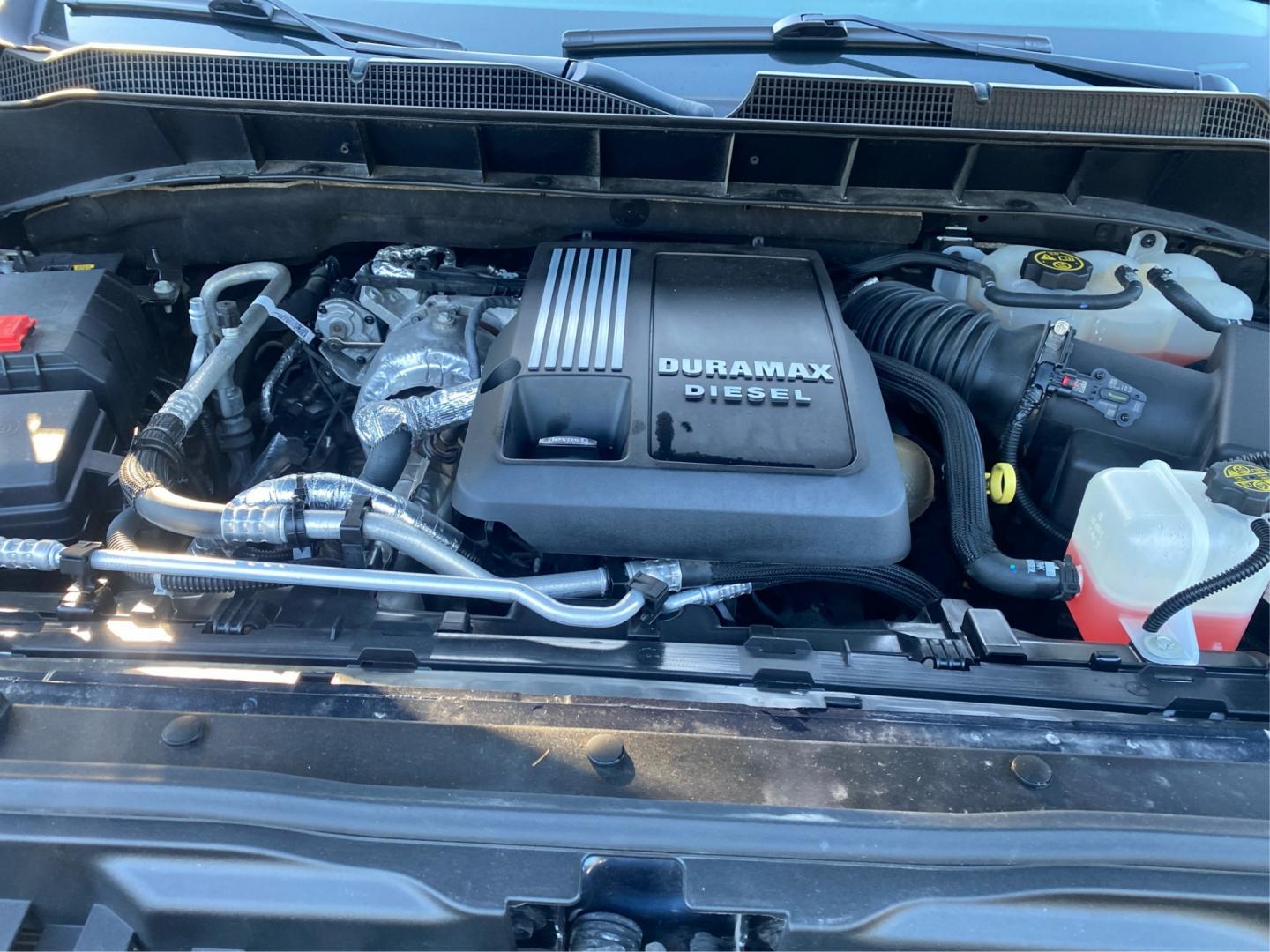 2022 BLUE CHEVROLET SILVERADO 1500 LTZ (1GCUDGET4NZ) with an 3.0L engine, Automatic transmission, located at 908 SE 14th Street, Des Moines, IA, 50317, (515) 281-0330, 41.580303, -93.597046- Photo#10
