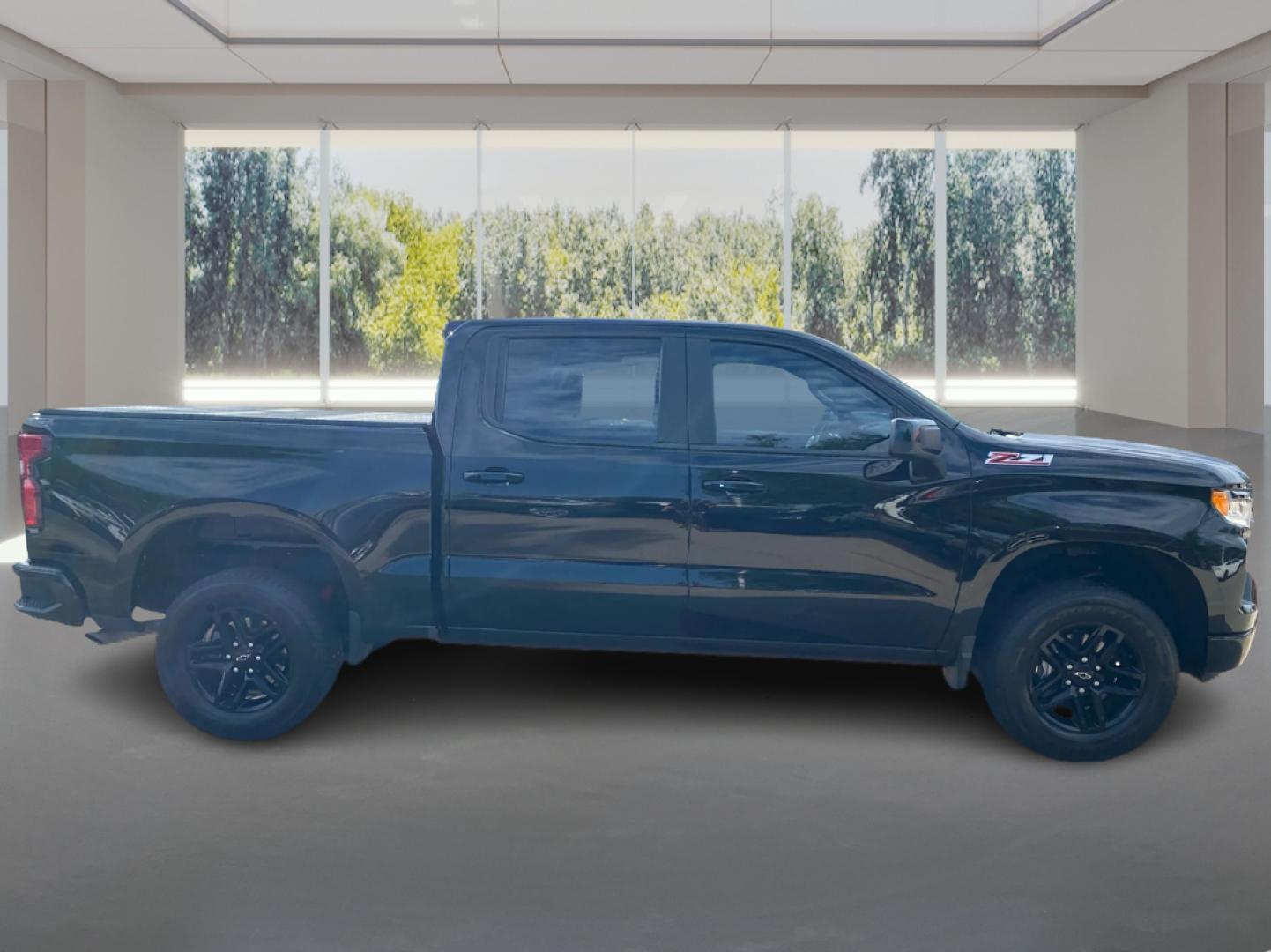 2022 BLACK CHEVROLET SILVERADO 1500 LT TRAIL BOSS (3GCPDFEK2NG) with an 2.7L engine, Automatic transmission, located at 908 SE 14th Street, Des Moines, IA, 50317, (515) 281-0330, 41.580303, -93.597046- Photo#1
