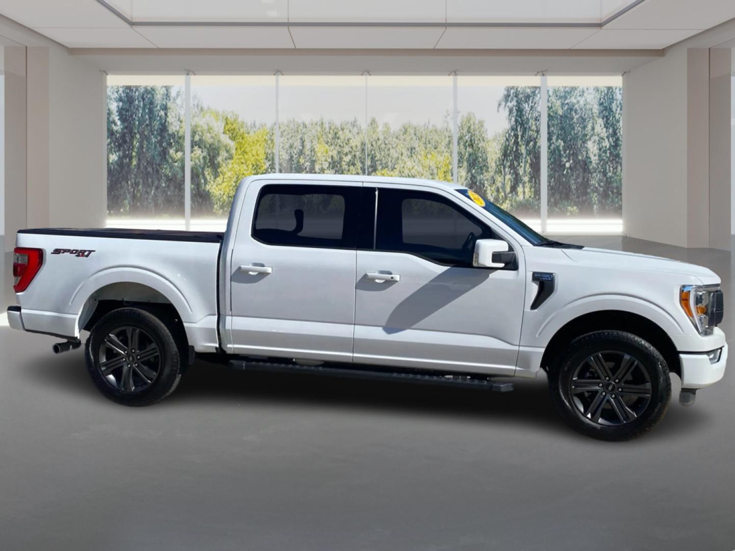 2023 WHITE FORD F150 SUPERCREW LARIAT (1FTEW1EPXPK) with an 2.7L engine, Automatic transmission, located at 908 SE 14th Street, Des Moines, IA, 50317, (515) 281-0330, 41.580303, -93.597046- Photo#1