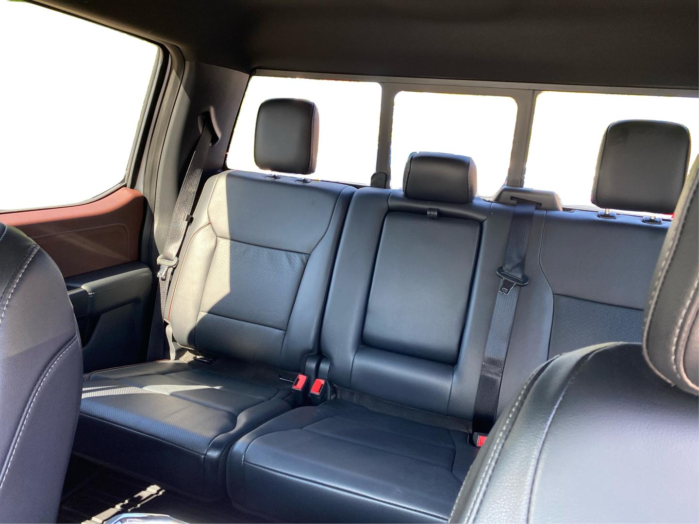 2023 WHITE FORD F150 SUPERCREW LARIAT (1FTEW1EPXPK) with an 2.7L engine, Automatic transmission, located at 908 SE 14th Street, Des Moines, IA, 50317, (515) 281-0330, 41.580303, -93.597046- Photo#13