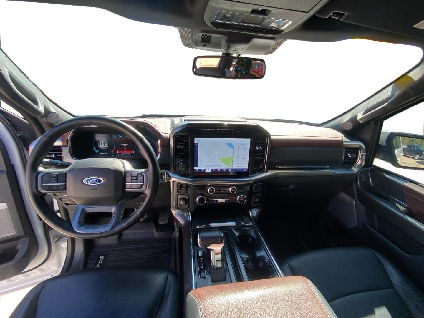 2023 WHITE FORD F150 SUPERCREW LARIAT (1FTEW1EPXPK) with an 2.7L engine, Automatic transmission, located at 908 SE 14th Street, Des Moines, IA, 50317, (515) 281-0330, 41.580303, -93.597046- Photo#21