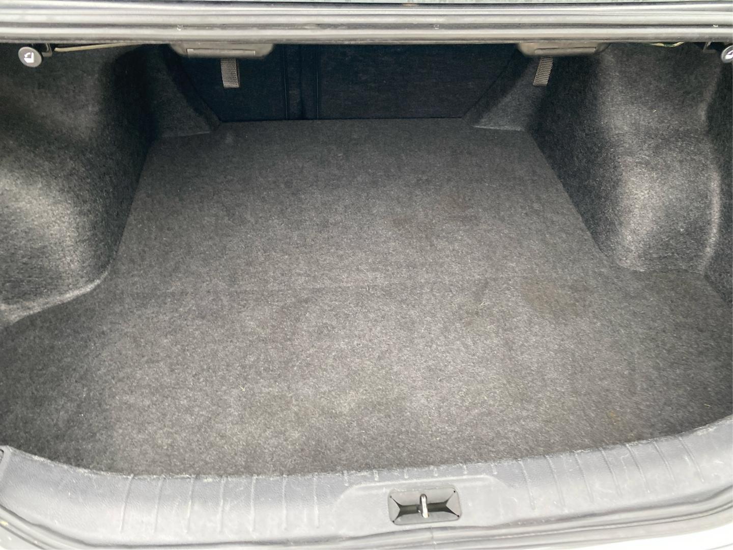 2024 GRAY NISSAN ALTIMA SV (1N4BL4DV8RN) with an 2.5L engine, Continuously Variable transmission, located at 908 SE 14th Street, Des Moines, IA, 50317, (515) 281-0330, 41.580303, -93.597046- Photo#12