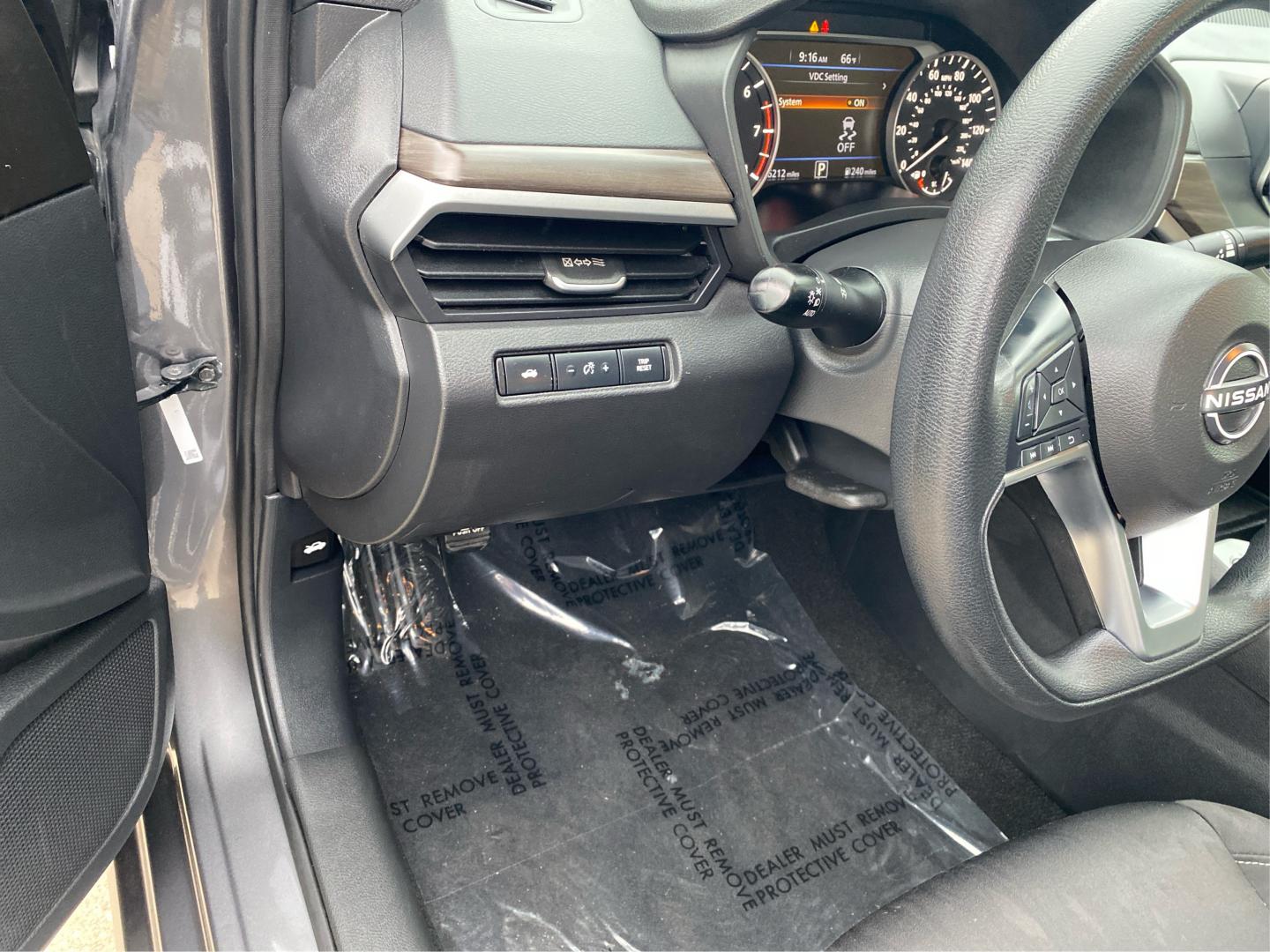 2024 GRAY NISSAN ALTIMA SV (1N4BL4DV8RN) with an 2.5L engine, Continuously Variable transmission, located at 908 SE 14th Street, Des Moines, IA, 50317, (515) 281-0330, 41.580303, -93.597046- Photo#17