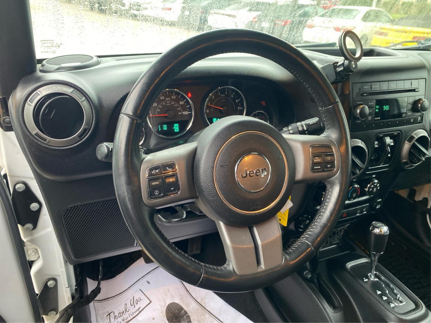 2016 WHITE JEEP WRANGLER UNLIMI SPORT (1C4BJWDG5GL) with an 3.6L engine, Automatic transmission, located at 908 SE 14th Street, Des Moines, IA, 50317, (515) 281-0330, 41.580303, -93.597046- Photo#16