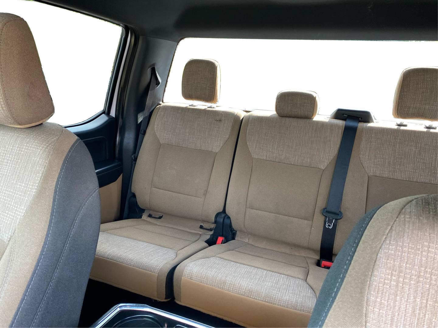 2022 WHITE FORD F150 SUPERCREW (1FTFW1E82NK) with an 3.5L engine, Automatic transmission, located at 908 SE 14th Street, Des Moines, IA, 50317, (515) 281-0330, 41.580303, -93.597046- Photo#13