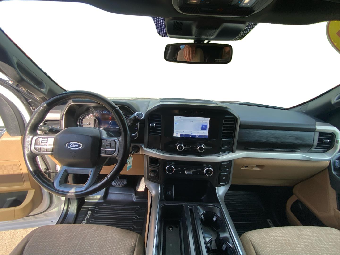 2022 WHITE FORD F150 SUPERCREW (1FTFW1E82NK) with an 3.5L engine, Automatic transmission, located at 908 SE 14th Street, Des Moines, IA, 50317, (515) 281-0330, 41.580303, -93.597046- Photo#21