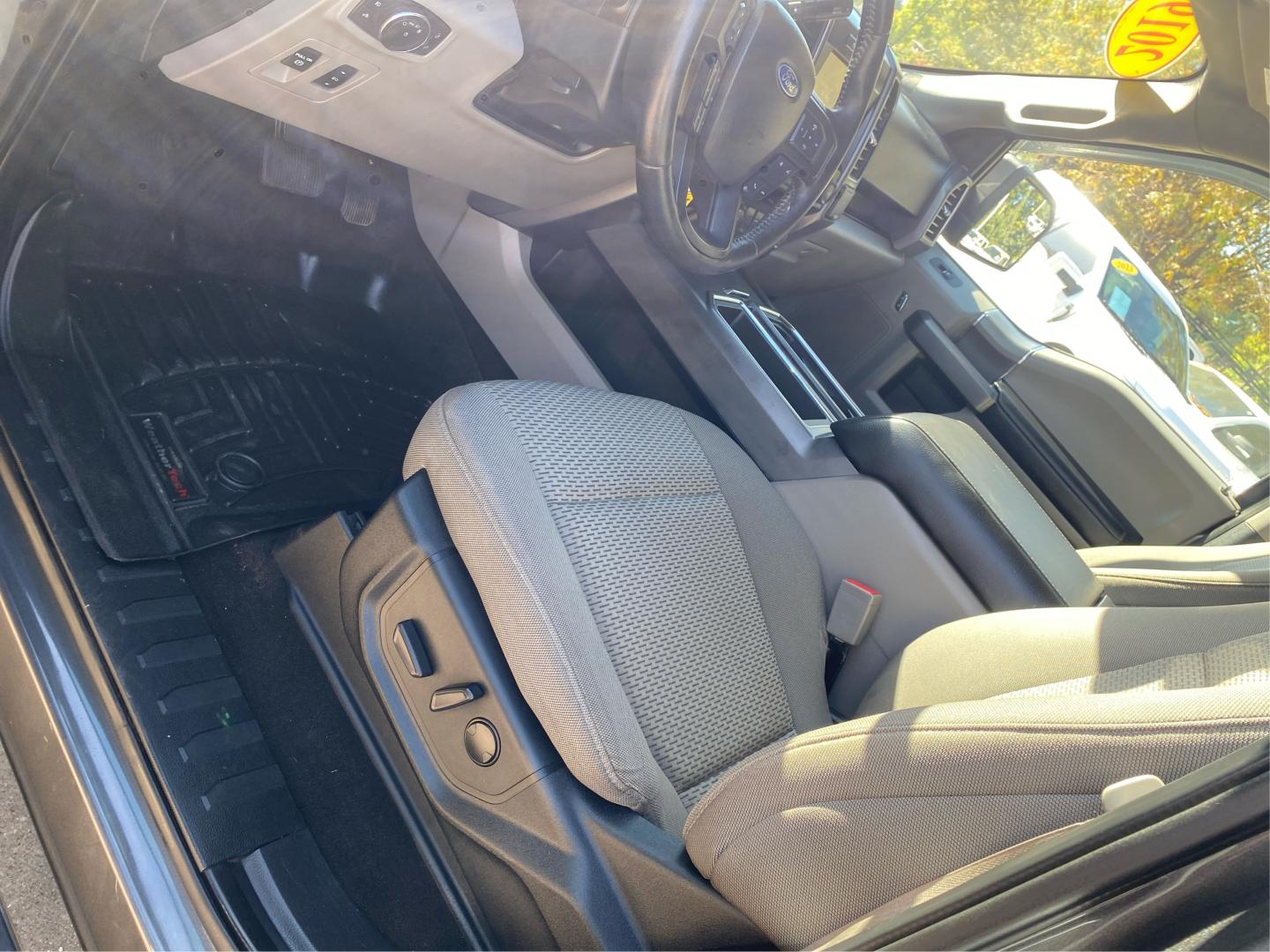 2019 GRAY FORD F150 SUPERCREW (1FTEW1EB0KK) with an 3.3L engine, Automatic transmission, located at 908 SE 14th Street, Des Moines, IA, 50317, (515) 281-0330, 41.580303, -93.597046- Photo#17