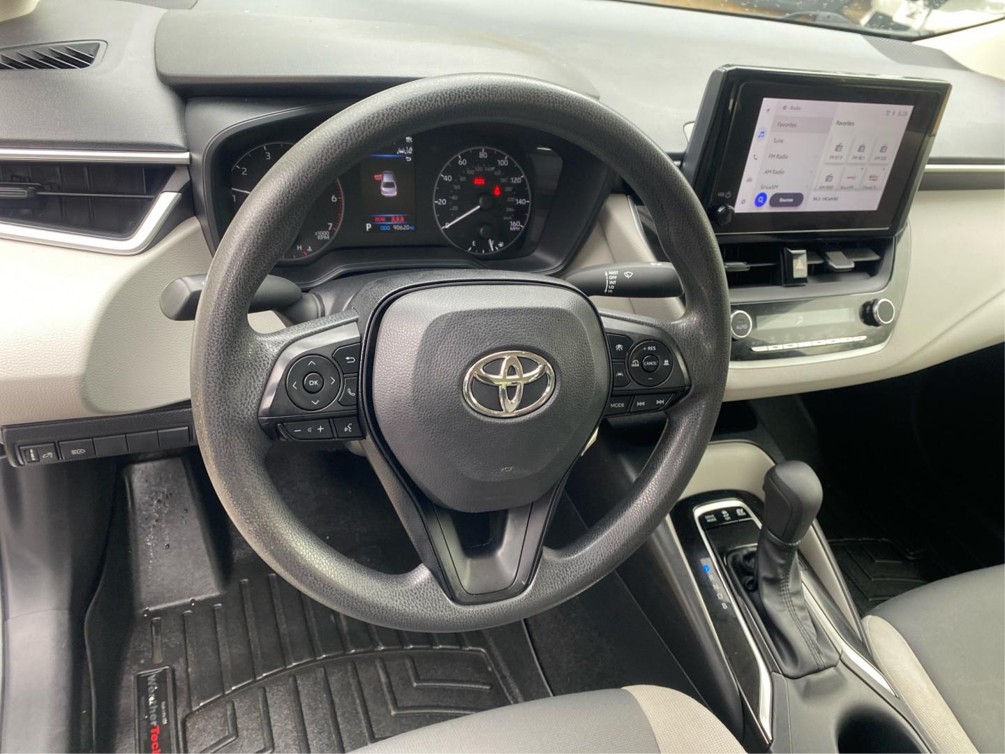 2023 WHITE TOYOTA COROLLA LE (JTDBCMFE8PJ) with an 1.8L engine, Continuously Variable transmission, located at 908 SE 14th Street, Des Moines, IA, 50317, (515) 281-0330, 41.580303, -93.597046- Photo#16