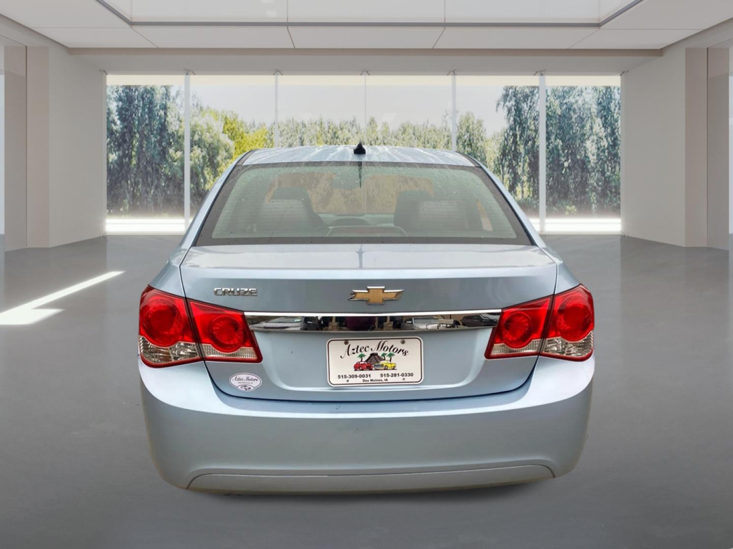 2012 BLUE CHEVROLET CRUZE LS (1G1PC5SH8C7) with an 1.8L engine, Automatic transmission, located at 908 SE 14th Street, Des Moines, IA, 50317, (515) 281-0330, 41.580303, -93.597046- Photo#3