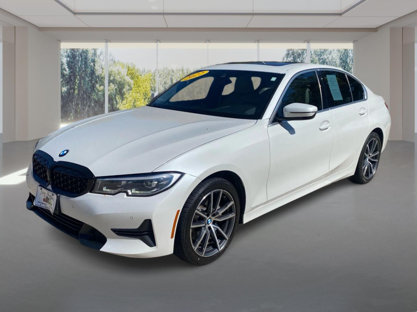 2022 WHITE BMW 330XI (3MW5R7J03N8) with an 2.0L engine, Automatic transmission, located at 908 SE 14th Street, Des Moines, IA, 50317, (515) 281-0330, 41.580303, -93.597046- Photo#7