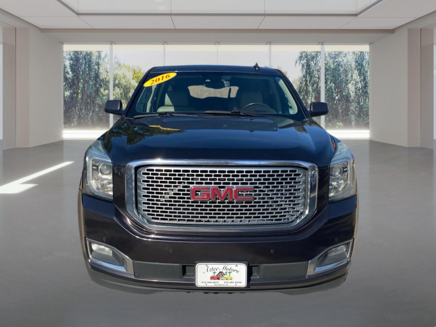 2016 BLACK GMC YUKON XL DENALI (1GKS2HKJ2GR) with an 6.2L engine, Automatic transmission, located at 908 SE 14th Street, Des Moines, IA, 50317, (515) 281-0330, 41.580303, -93.597046- Photo#6