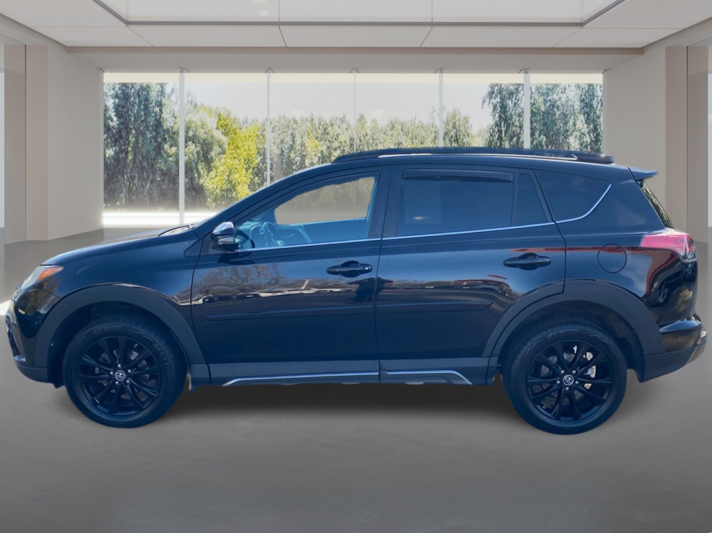 2018 BLACK TOYOTA RAV4 ADVENTURE (2T3RFREV5JW) with an 2.5L engine, Automatic transmission, located at 908 SE 14th Street, Des Moines, IA, 50317, (515) 281-0330, 41.580303, -93.597046- Photo#5