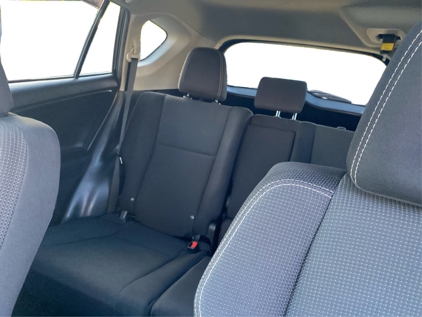 2018 BLACK TOYOTA RAV4 ADVENTURE (2T3RFREV5JW) with an 2.5L engine, Automatic transmission, located at 908 SE 14th Street, Des Moines, IA, 50317, (515) 281-0330, 41.580303, -93.597046- Photo#14