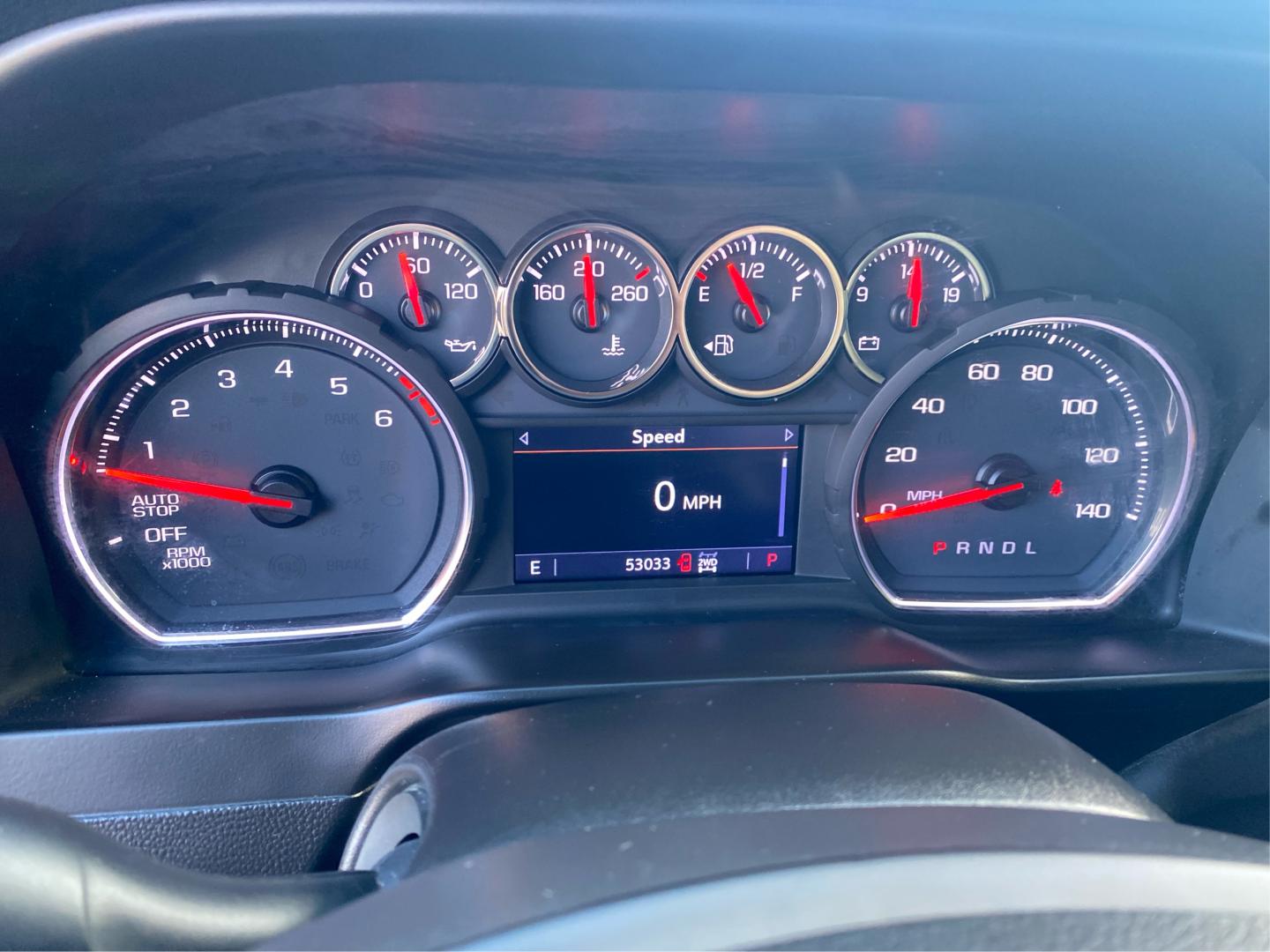 2019 BLUE CHEVROLET SILVERADO 1500 LT (1GCRYDED1KZ) with an 5.3L engine, Automatic transmission, located at 908 SE 14th Street, Des Moines, IA, 50317, (515) 281-0330, 41.580303, -93.597046- Photo#14