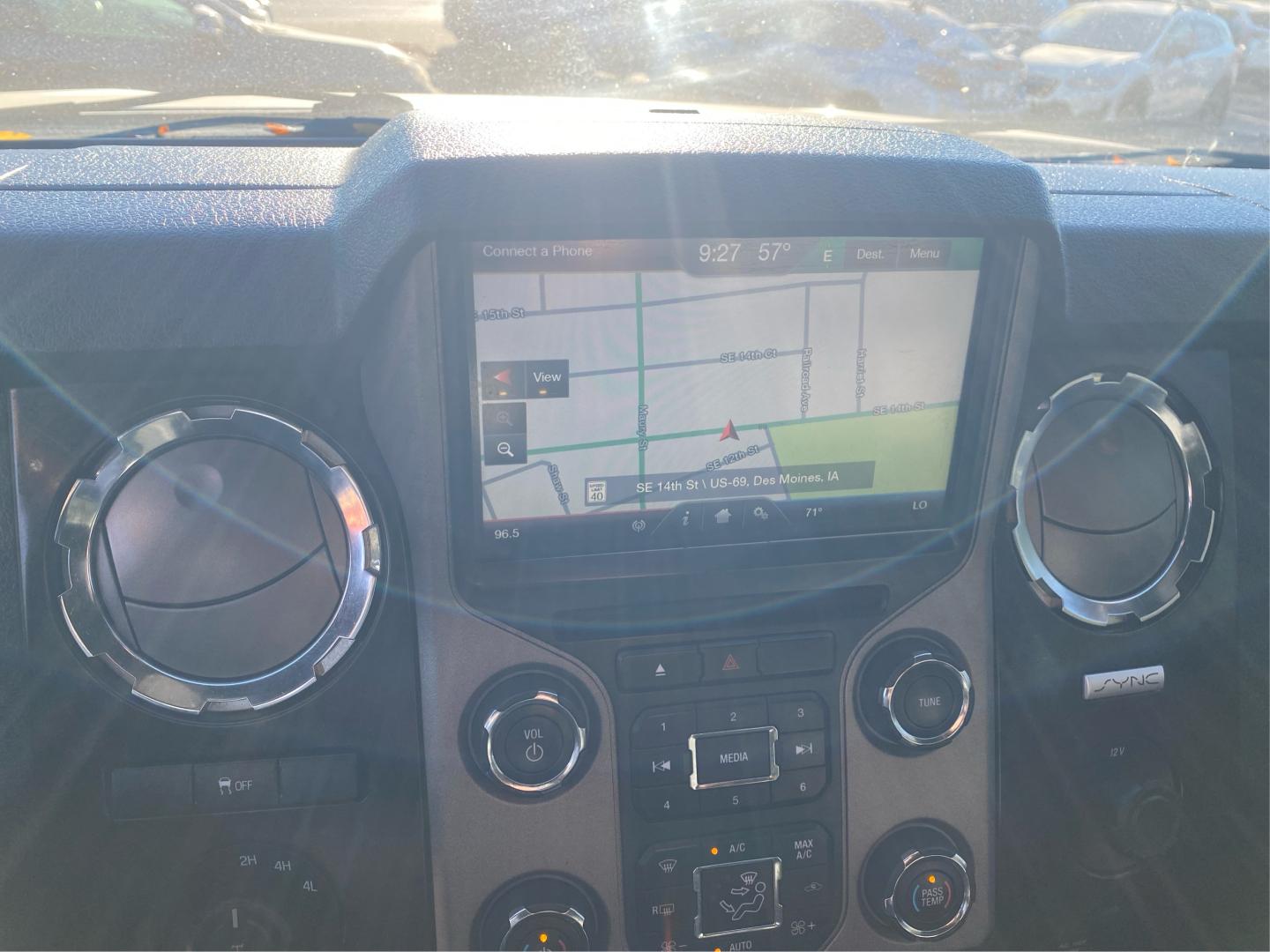 2015 SILVER FORD F350 SUPER DUTY (1FT8W3BTXFE) with an 6.7L engine, Automatic transmission, located at 908 SE 14th Street, Des Moines, IA, 50317, (515) 281-0330, 41.580303, -93.597046- Photo#13