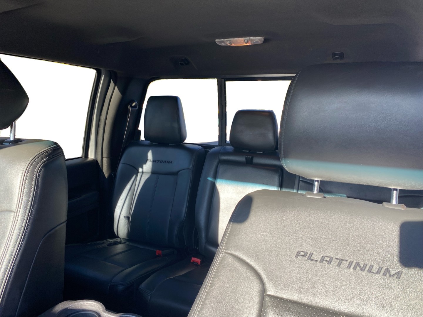2015 SILVER FORD F350 SUPER DUTY (1FT8W3BTXFE) with an 6.7L engine, Automatic transmission, located at 908 SE 14th Street, Des Moines, IA, 50317, (515) 281-0330, 41.580303, -93.597046- Photo#14