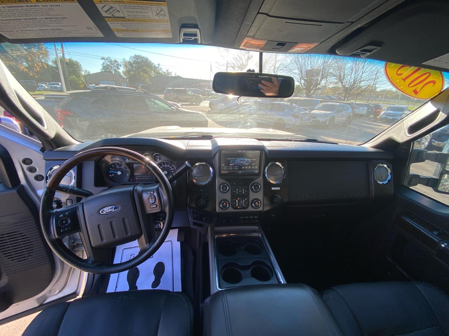 2015 SILVER FORD F350 SUPER DUTY (1FT8W3BTXFE) with an 6.7L engine, Automatic transmission, located at 908 SE 14th Street, Des Moines, IA, 50317, (515) 281-0330, 41.580303, -93.597046- Photo#21